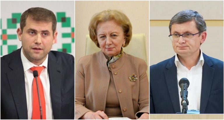 Слесарь, социальный работник, радиофизик, экономист, юрист и журналист. Специалистами в каких сферах являются депутаты нового парламента