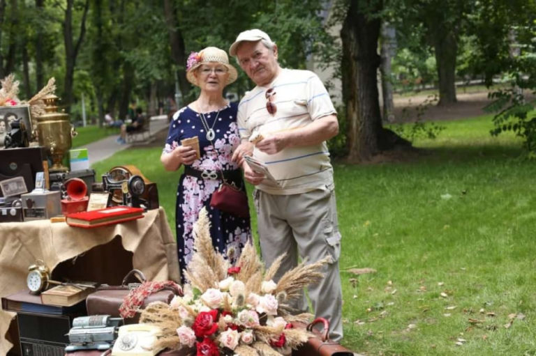 1000 лей парам из Кишинева, которые отметили 50, 60 или 70-летие в браке в период пандемии