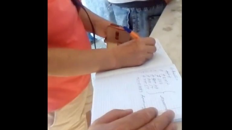 (ВИДЕО) Люди на левом берегу Днестра обсуждают детали подвоза и подкупа избирателей