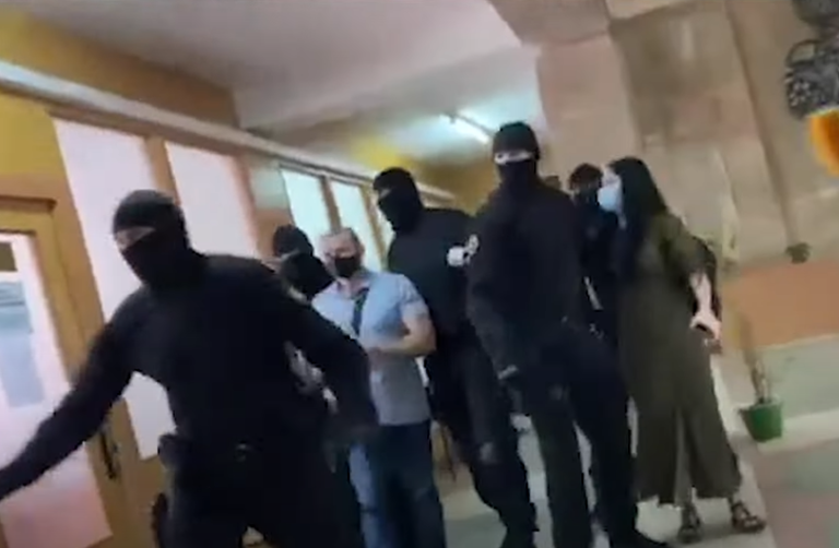 (ВИДЕО) Глава Бельцкого инспектората полиции арестован на 30 дней