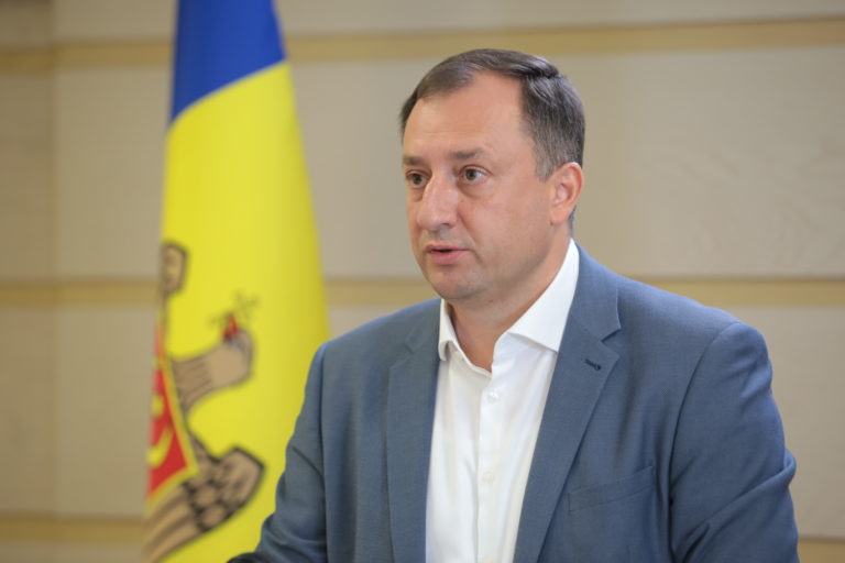 СЕГОДНЯ ТАК: Партия «ШОР» предлагает всенародные выборы прокурора, когда ждать повышения пенсий и зачем депутаты из Гагаузии обратились в международные структуры