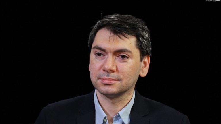 За месяц до выборов в России единственная независимая мониторинговая организация «Голос» объявлена ​​«иностранным агентом»