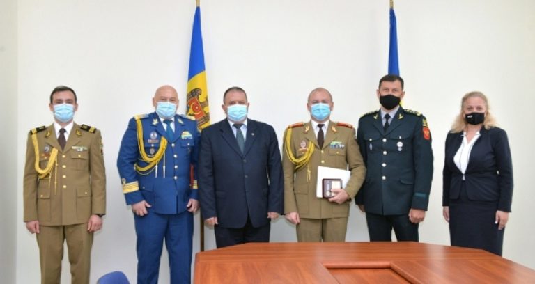 Новый заместитель военного атташе Румынии в Республике Молдова представлен в Минобороны