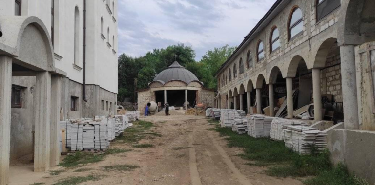 Турция направила в Копчак первые 42 тонны мрамора. На какие цели?
