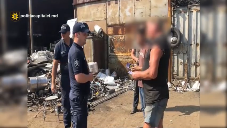(ВИДЕО) Полиция в столице информирует экономических агентов о предотвращении незаконной торговли черного металла