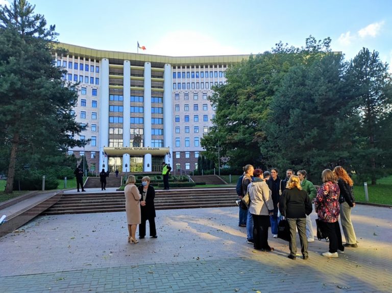Директор Eco-TIRAS: «Мы постоянно бомбардируем Парламент и Правительство нашими предложениями»