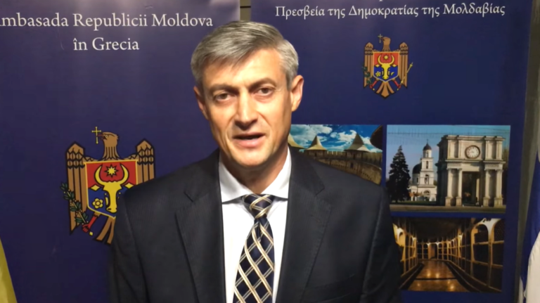 Правительство отозвало посла Молдовы в Греции
