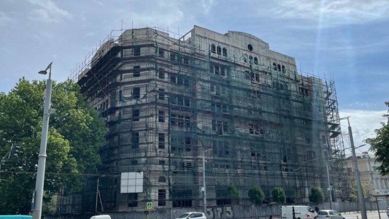 Mold-street: Здание миллиардера Стати в центре Кишинева было продано на аукционе за 9 млн евро