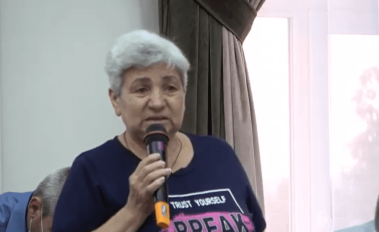 NO COMMENT: Жительница Чадыр-Лунги в слезах спрашивает, когда снова начнут кормить детей в школах