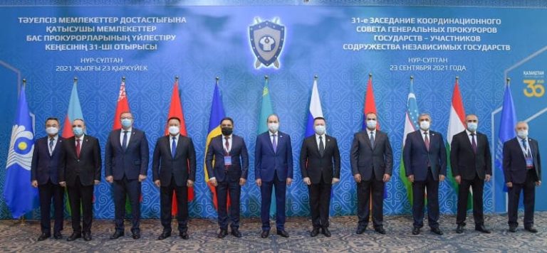 Генеральный прокурор Молдовы провел встречу с российским коллегой в Казахстане