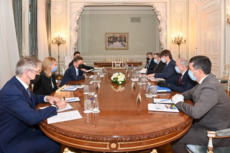 Парликов о переговорах Молдовы с Газпромом: «Угрозы отключить газ связаны с тем, что молдавская сторона отказывается принимать политические условия»