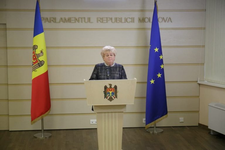 Около 200 леев ежемесячно до восемнадцати лет. Партия «Шор» зарегистрировала законопроект