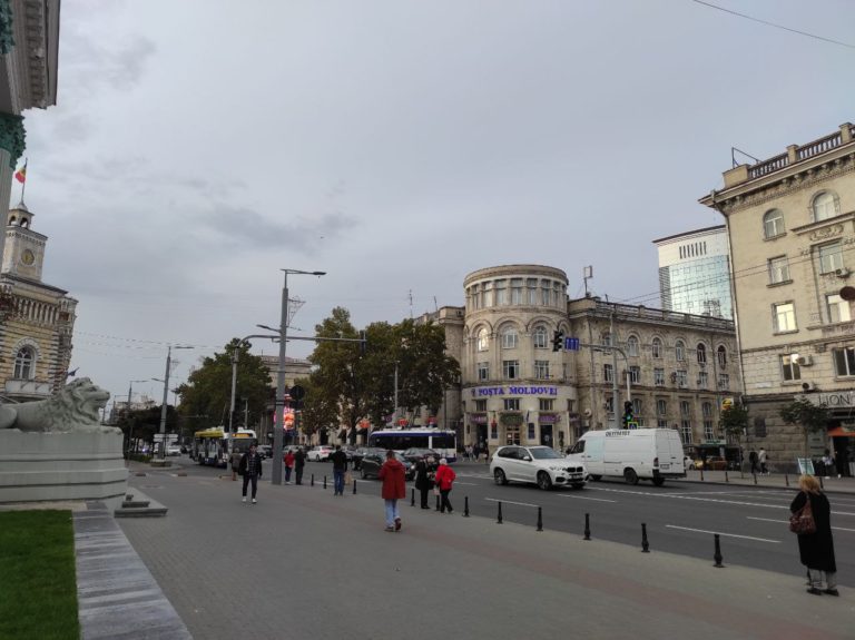Коронавирус: В Молдове за сутки скончалось еще 35 человек, среди них 10 из Кишинева