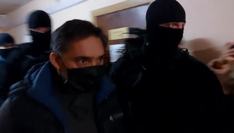 (ВИДЕО) Стояногло предстал перед судьями сектора Чеканы