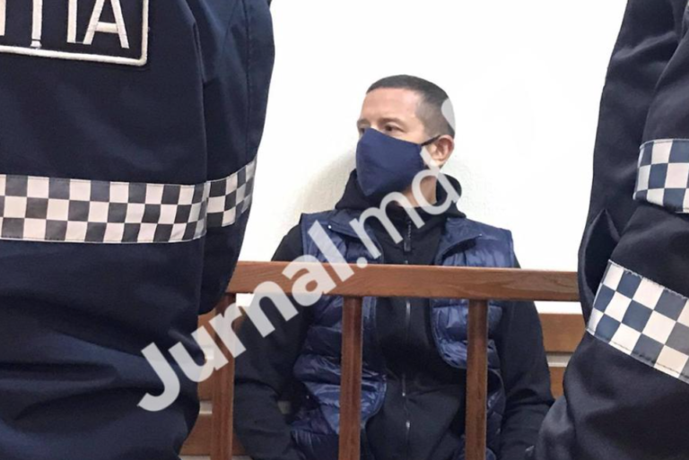 Первые кадры из зала суда Дорина Дамира, кума бывшего лидера ДПМ Влада Плахотнюка