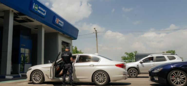 Граждане Молдовы продолжают приобретать фальшивые тесты на ковид, чтобы пересечь границу