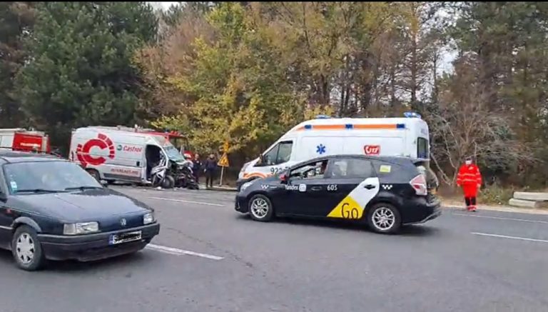 Трое человек госпитализированы в результате ДТП около Ватры