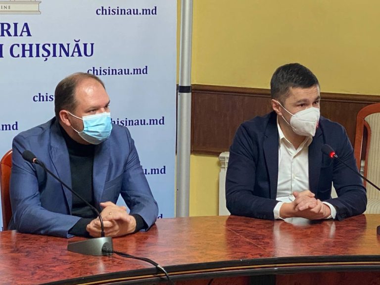 Чебан представил коллективу примарии нового заместителя примара столицы