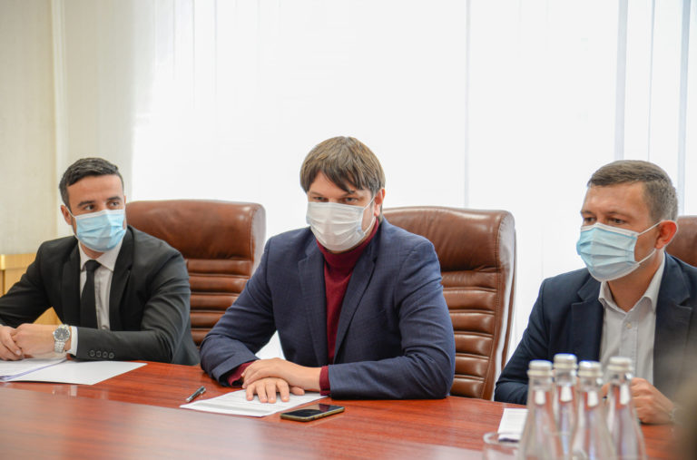 Министр инфраструктуры утверждает, что обсудил в Бухаресте строительство пограничного  моста через реку Прут в Унгенах