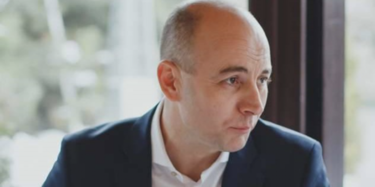 Министр инфраструктуры Андрей Спыну подписал приказ об отставке Октавиана Николаеску с должности директора AAC