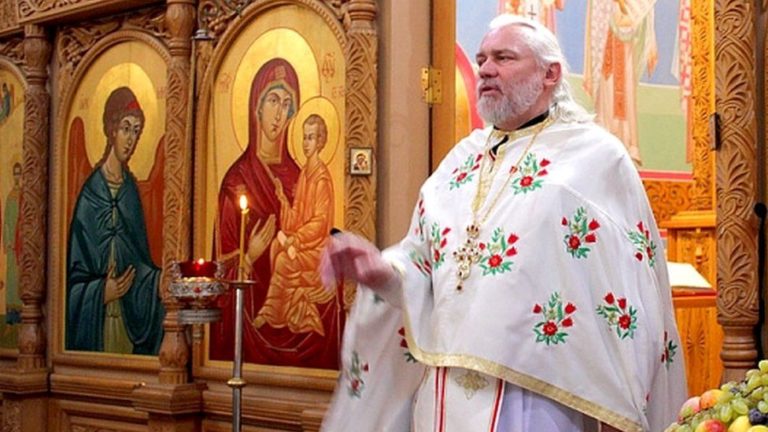 Российский священник, усыновивший 70 детей, осужден за насилие над ними