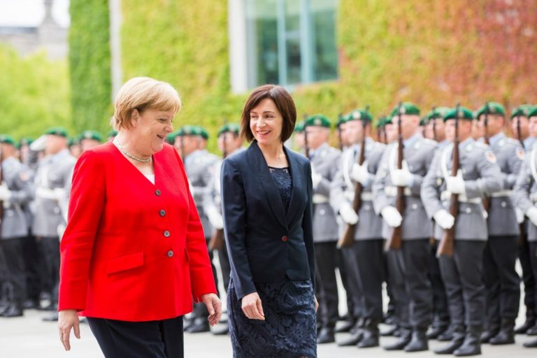 «Danke, Frau Merkel!». Майя Санду поздравила нового канцлера Германии и выразила благодарность Ангеле Меркель