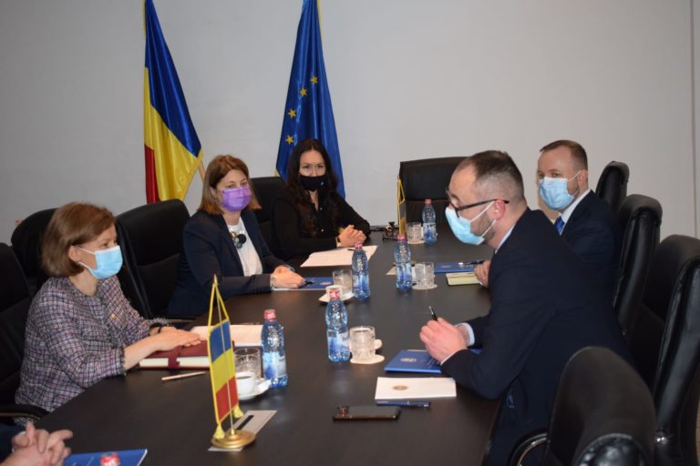 Литвиненко на встрече в Румынии заявил о намерении бороться с коррупцией в Молдове