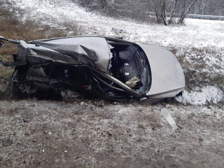 (ФОТО) 20-летний водитель погиб в аварии вблизи Криково