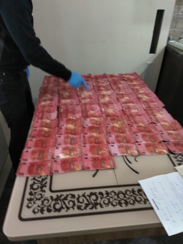 В Бельцах раскрыли группировку — они вводили в оборот фальшивую валюту