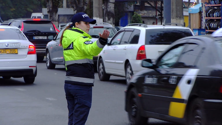 МВД: примария Кишинева не предприняла достаточных мер для решения проблемы пробок в столице