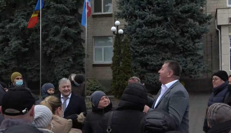 Депутат НСГ Григорий Кадын протестующим: «Всё будет хорошо!»