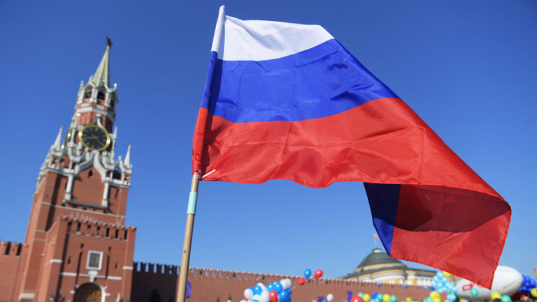 Россия вводит новые правила для иностранцев: обязательные медосмотры и отпечатки пальцев