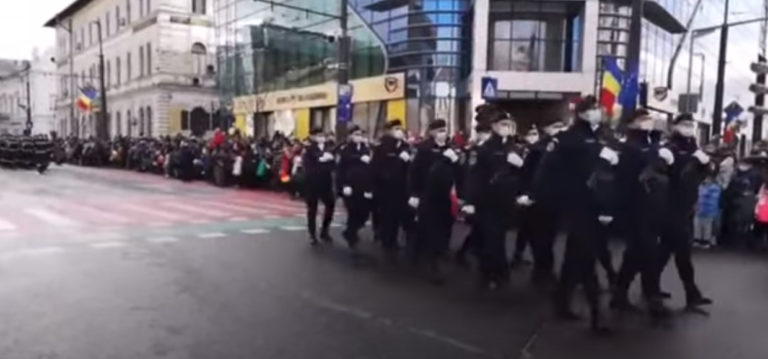 (ВИДЕО) Румынская жандармерия публично извинилась после неудачного парада
