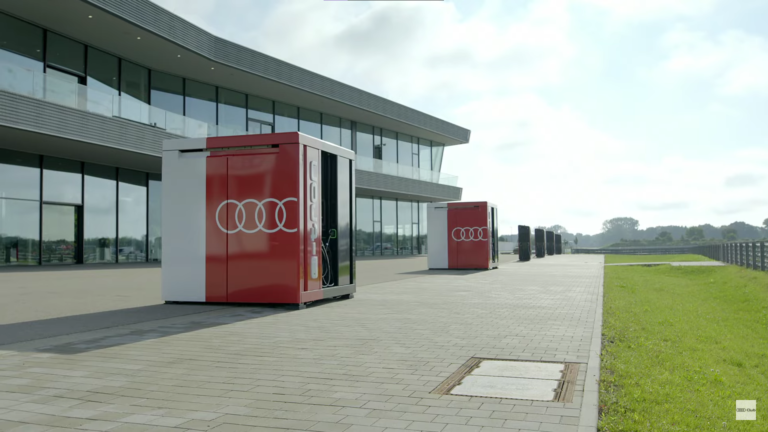 Открылась первая зарядная станция Audi для электромобилей