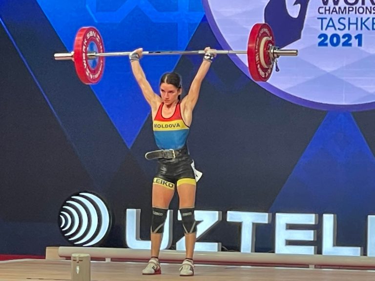 Тяжелоатлетка из Молдовы заняла 5-е место на Чемпионате Мира в Ташкенте