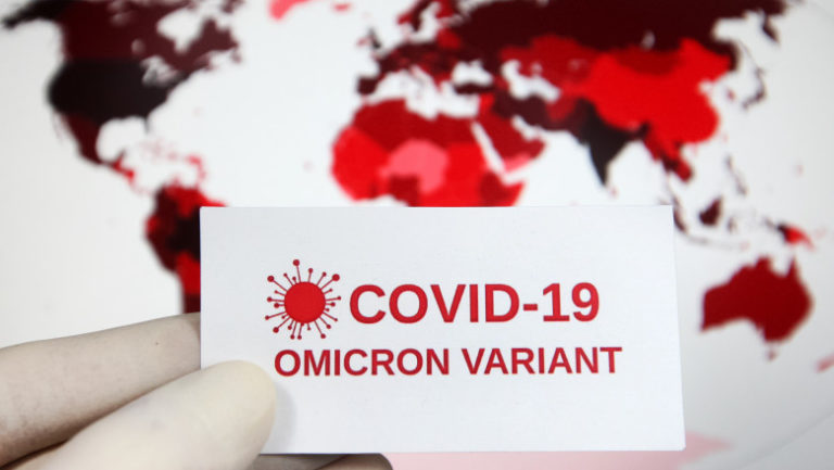 ВОЗ: Штамм Омикрон Covid-19 распространяется быстрее, чем Дельта, но симптомы легче