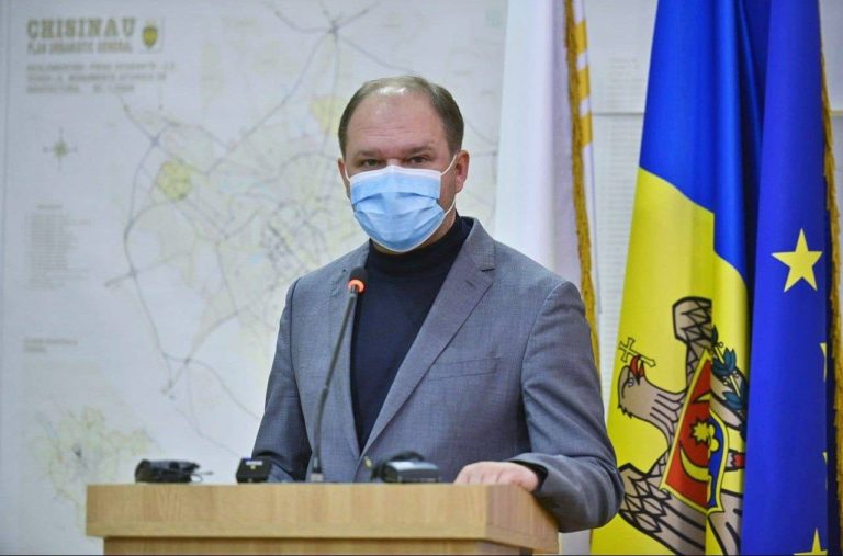Ион Чебан снова на «удаленке»: в его семье ковид