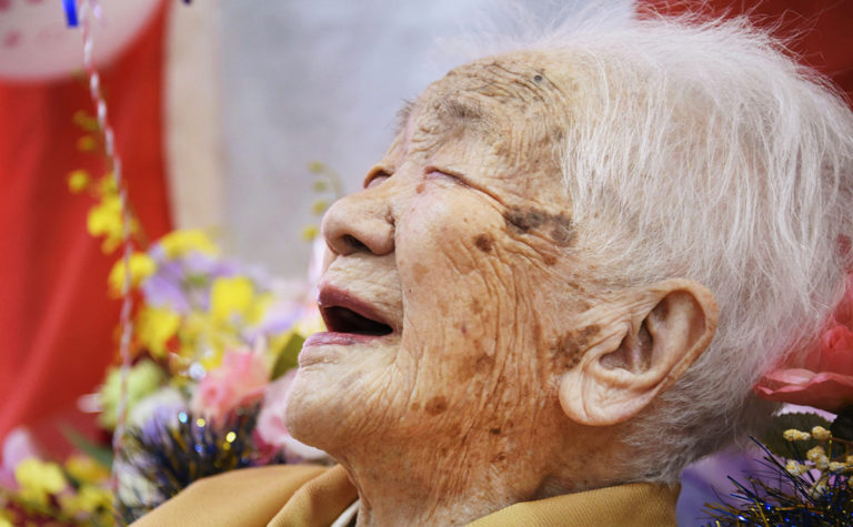 Старейшая жительница Земли Канэ Танака отпраздновала свое 119-летие