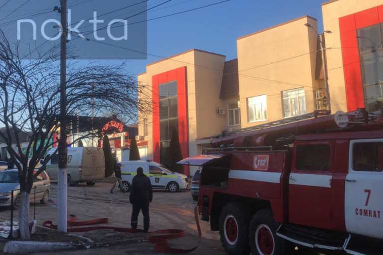 LIVE: Рынок «Южный» в Комрате проверяют на наличие бомбы
