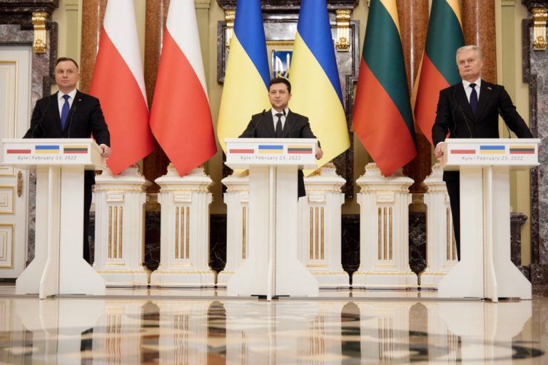 Президент Польши допустил запрет въезда в Европу для россиян