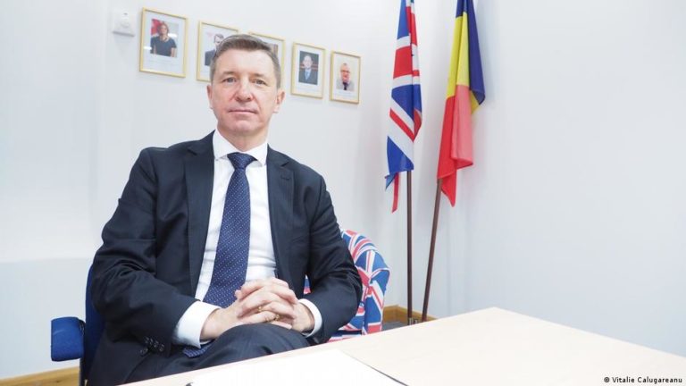 Посол Великобритании в Молдове: «Мы не даем убежища тем, кто разграбил свои страны».