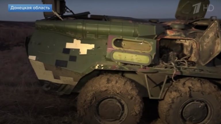 Фейки на «Первом канале»: сгоревший БТР-70М российской модификации выдали за украинскую технику