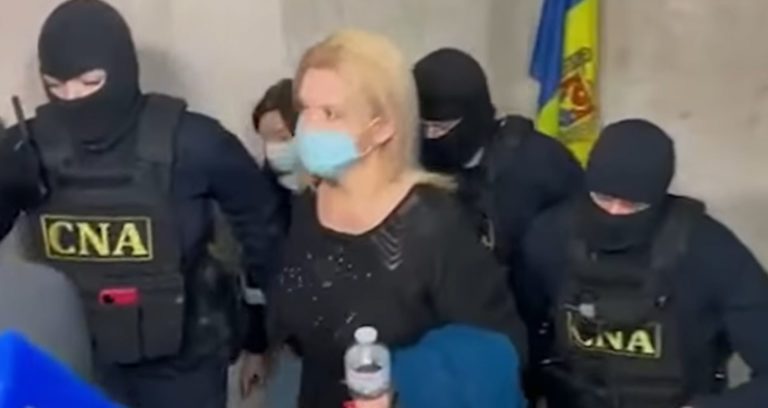 Домашний арест экс-депутата Виолеты Иванов продлен еще на 30 дней