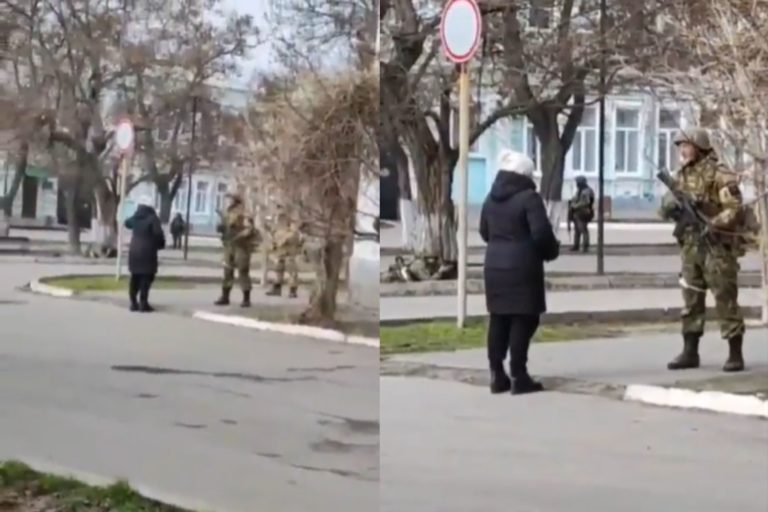 (ВИДЕО) «Какого х**а вы пришли на нашу землю». Жительница Геническа — российскому солдату