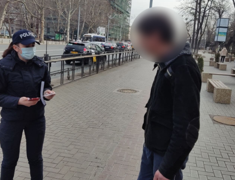 Мужчину с запрещенным веществом задержали в Кишиневе