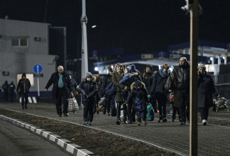 ЕС согласился принять украинских беженцев на 3 года