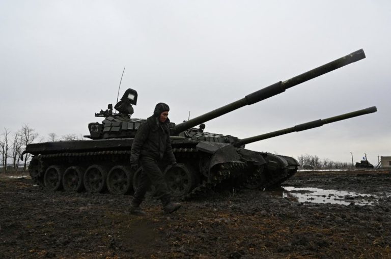 8 шагов. Украинцев просят препятствовать продвижению российских войск