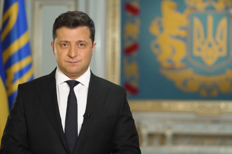 (ВИДЕО) Президент Украины объявил 16 февраля Днем единения украинцев: «Мы никогда не умели сдаваться и не собираемся этому учиться»