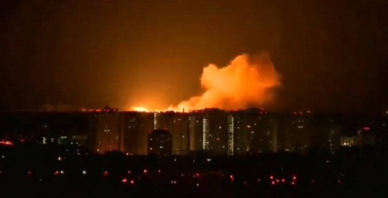 (ВИДЕО) Последствия ракетного обстрела в Житомире