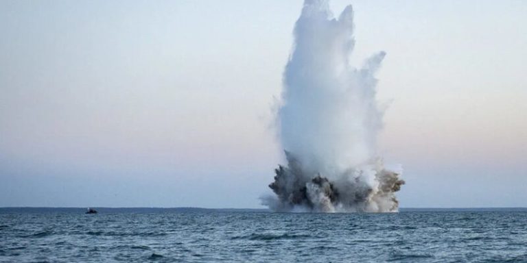 Украина обвинила Россию в установке дрейфующих мин в Черном море